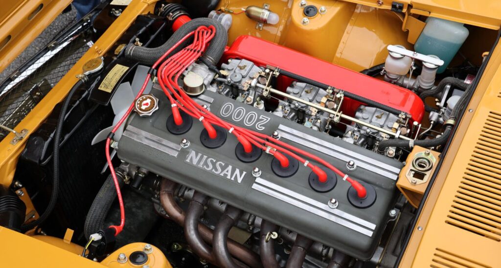 車名が表す4バルブ・3キャブ・2カムシャフト